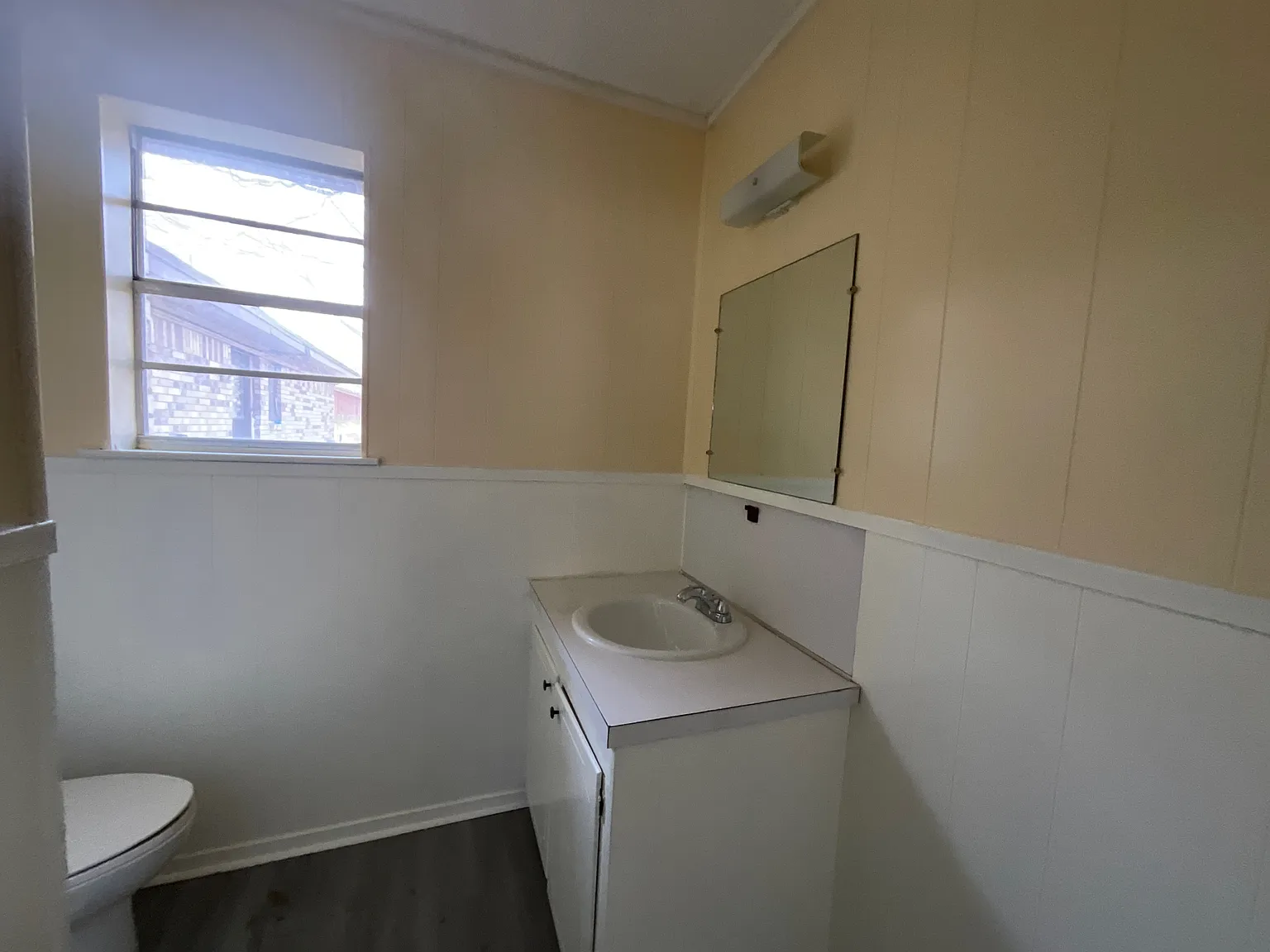 1361 Shady Lane - 1 — Photo 3