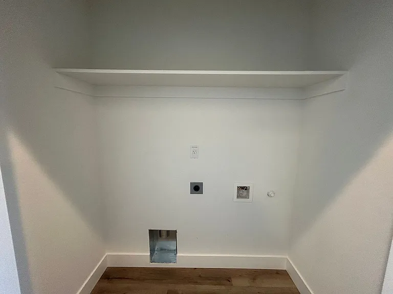 786 Maple St — Photo 23