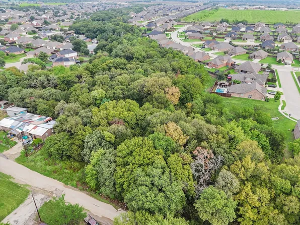 104 Cedar Ln, Oak Pt, TX 75068
