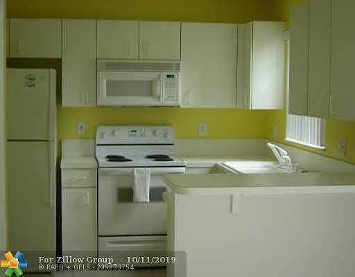 3rd image of 2832 NW 99th Ter #2832
