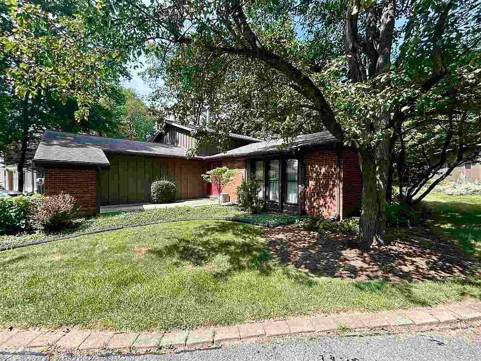 1st image of 760 Keyser Ln
