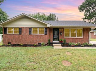 729 Oakgrove Dr, Graham, NC 27253