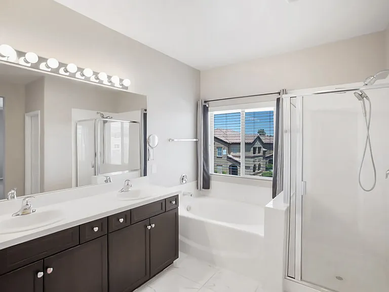 7416 Amesbury St — Photo 30