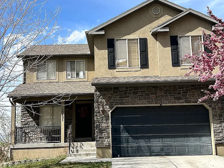 10451 N Sugarloaf Dr — Photo 1
