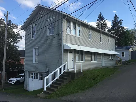 404 7th St Photo 1