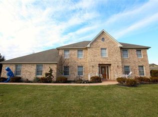 560 Bridle Path Rd, Bethlehem, PA 18017