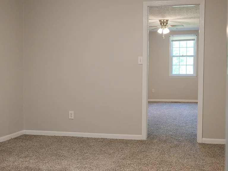 Bedroom/Office/Guest Room