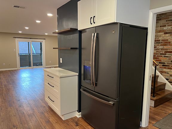 4th image of 3885A Steppes Ct #A