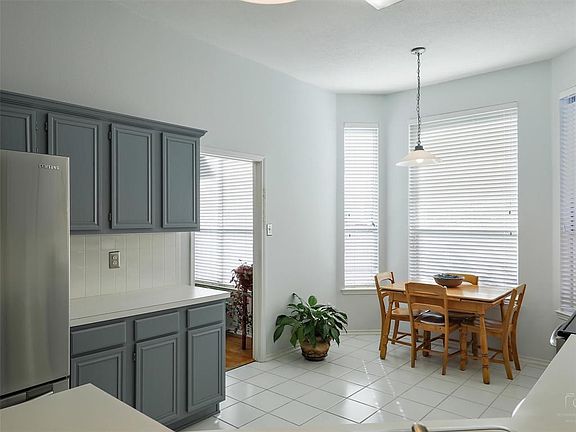 4th image of 4105 Munira Dr