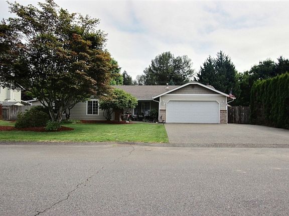 3rd image of 14305 145th Ave E