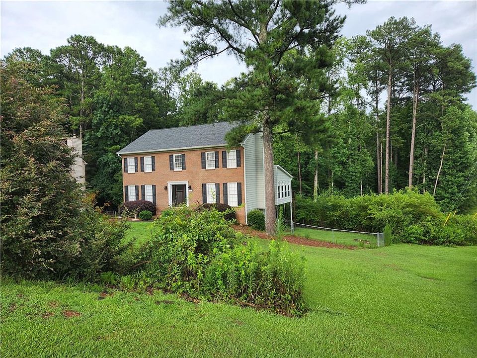 1st image of 4656 Chimney Rock Dr SW