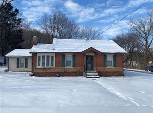 3002 S 24th St, Saint Joseph, MO 64503