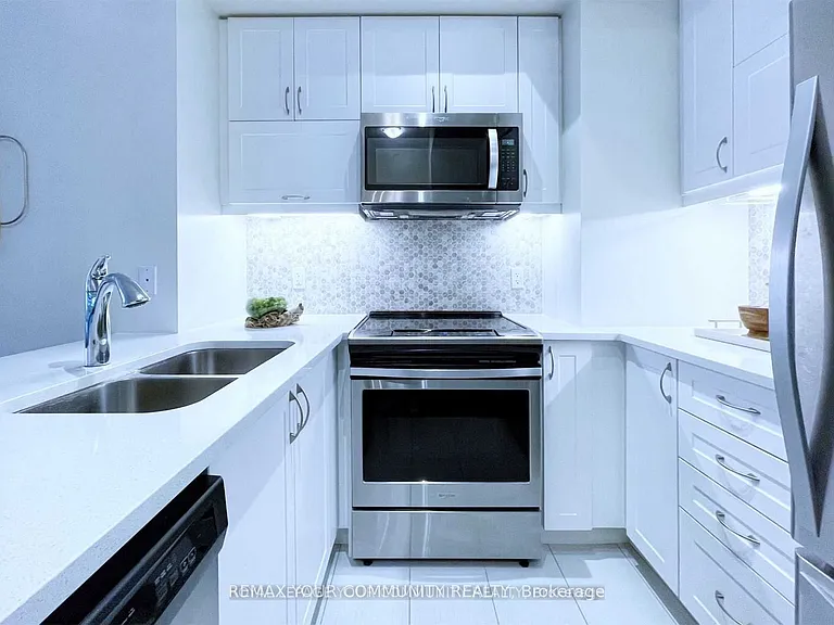 39 Annie Craig Dr #1714 — Photo 14