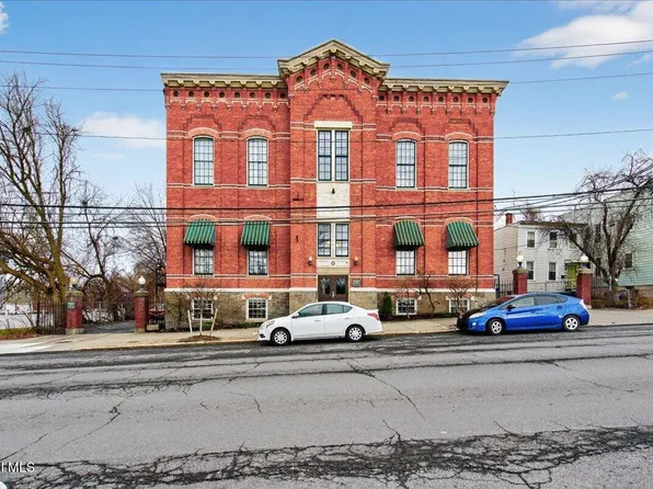 196 Morton Avenue APT 103, Albany, NY 12202