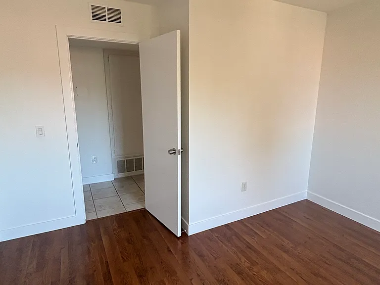 6600 Warner Ave — Photo 11
