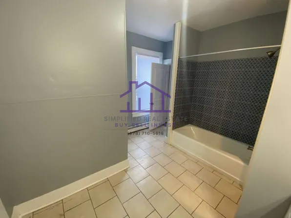 248 Park St, Lewiston, ME