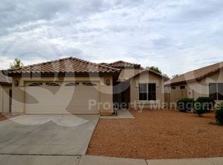 668 E Redondo Dr, Gilbert, AZ 85296