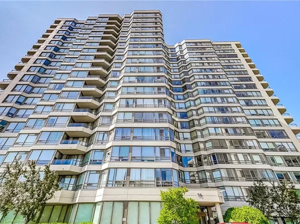 75 King St E #1203, Mississauga, ON L5A 4G5