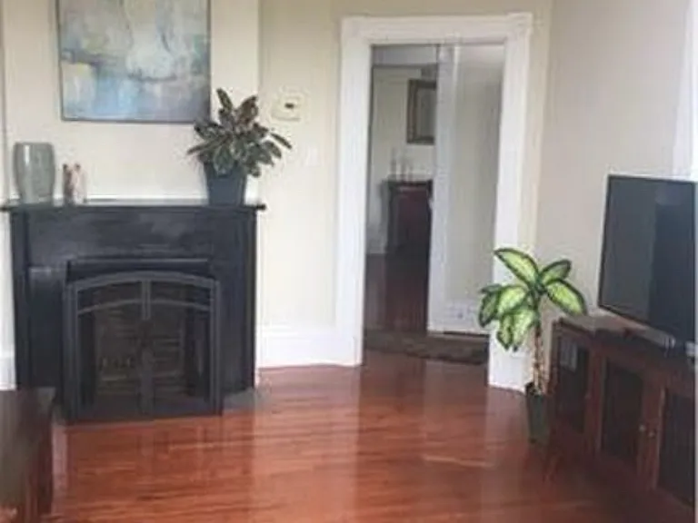 3116 Walworth Ave — Photo 4