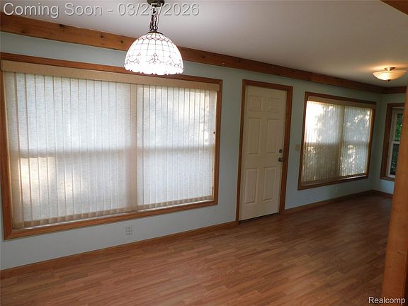 5th image of 5284 Scotch Settlement Rd