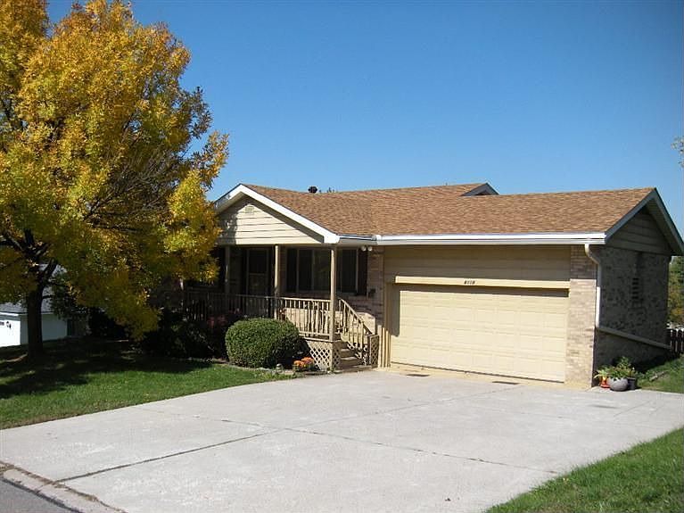1st image of 6118 Clematis Dr