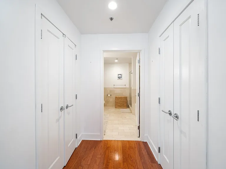 1125 Maxwell Ln #512 — Photo 16
