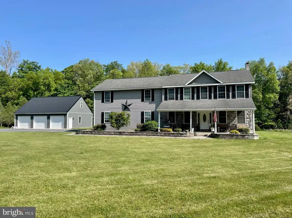 72 Creekview Dr, Newport, PA 17074