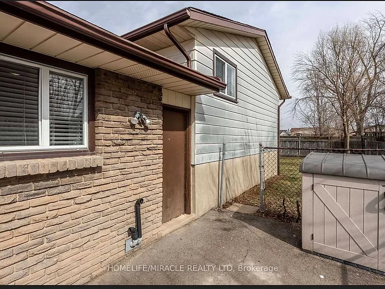90 Tupper Dr #BASEMENT — Photo 10