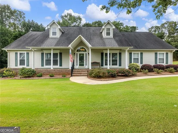 4006 Churchill Downs Dr, Gainesville, GA 30507