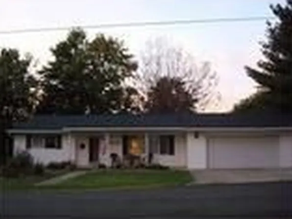 2585 Gift St, Millersport, OH 43046