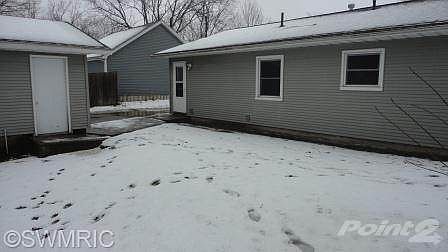 2nd image of 2424 S 14th St