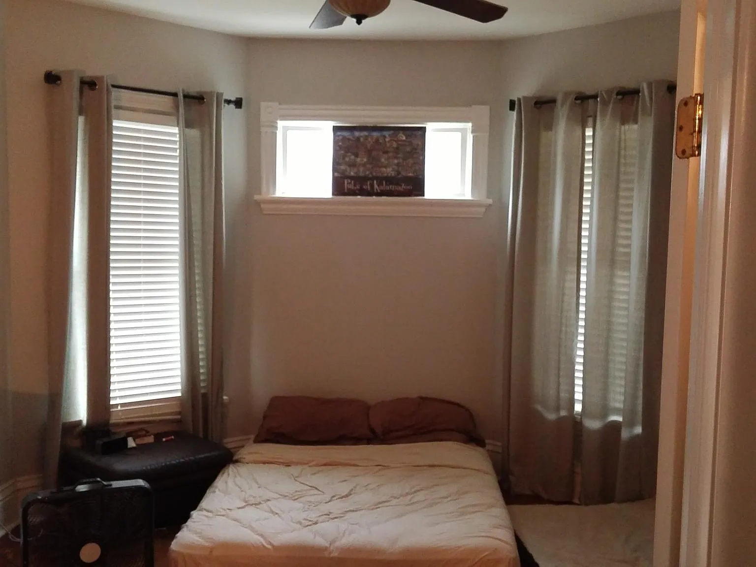 2 bed, 1200 sqft, $1,995 — Photo 2