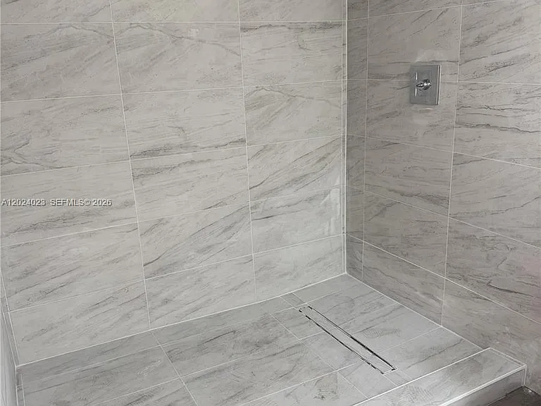 2731 SE 15th St #2731 — Photo 6