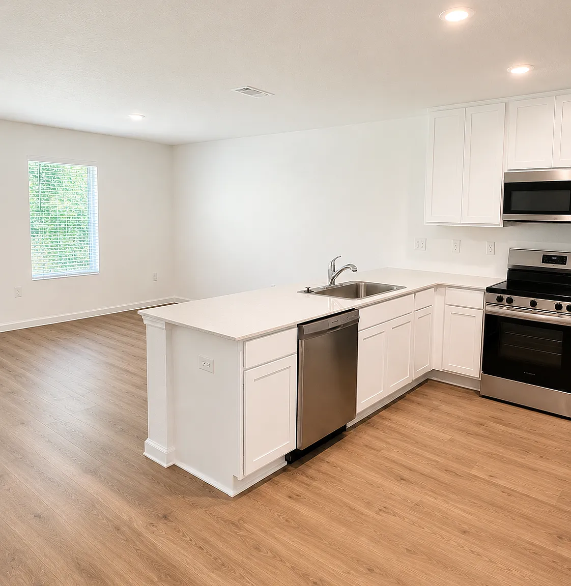3 bed, 1290 sqft, $1,850 — Photo 3
