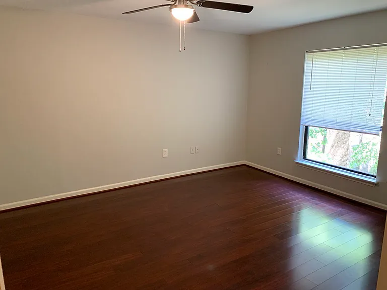 142 Georgetown Rd #11 — Photo 8