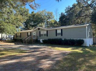 205 Peters Rd, Midway, FL 32343