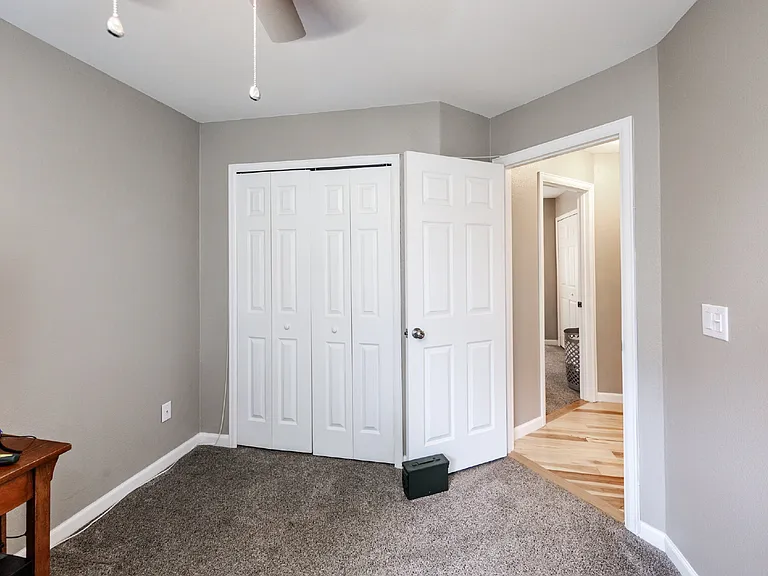 230 Hooper Ct — Photo 41