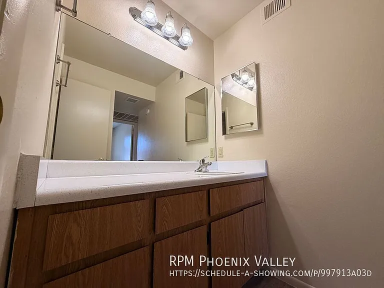 825 S River Dr — Photo 40