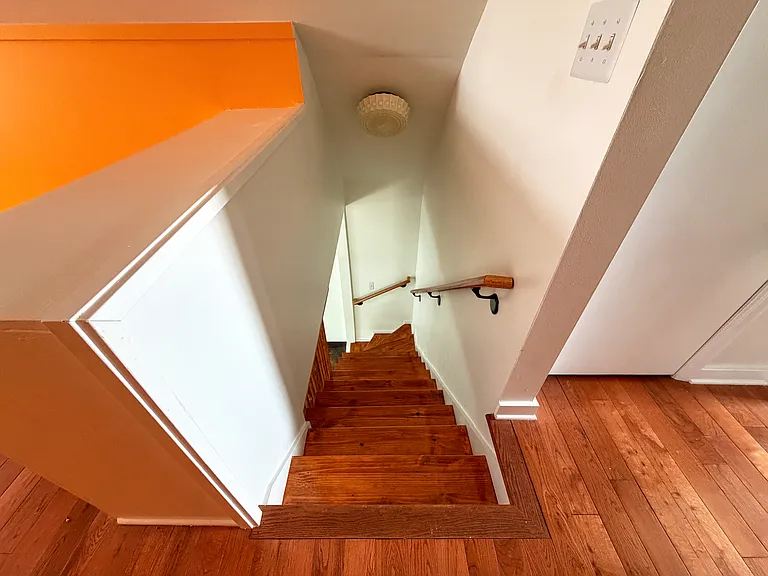 543 Stevenson St — Photo 34