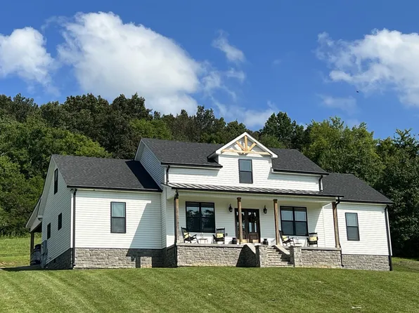 207 Alexandria Hwy, Brush Creek, TN 38547