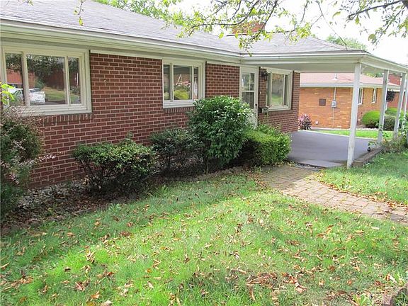 3rd image of 413 Willow Ave