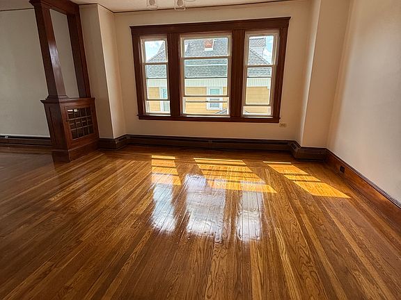2nd image of 9 Logan St Floor 2