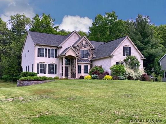 2nd image of 23 Magnolia Dr