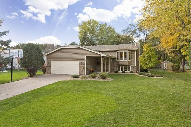 1st image of 4635 Peggy Ln