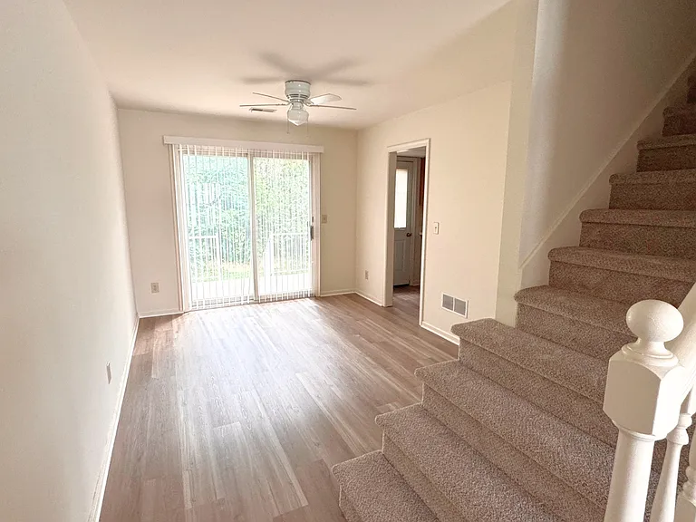 124 South Court St — Photo 6