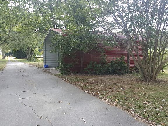 4th image of 5925 Coalson Dr