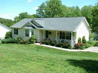 115 Forest Hill Ln, Evensville, TN 37332