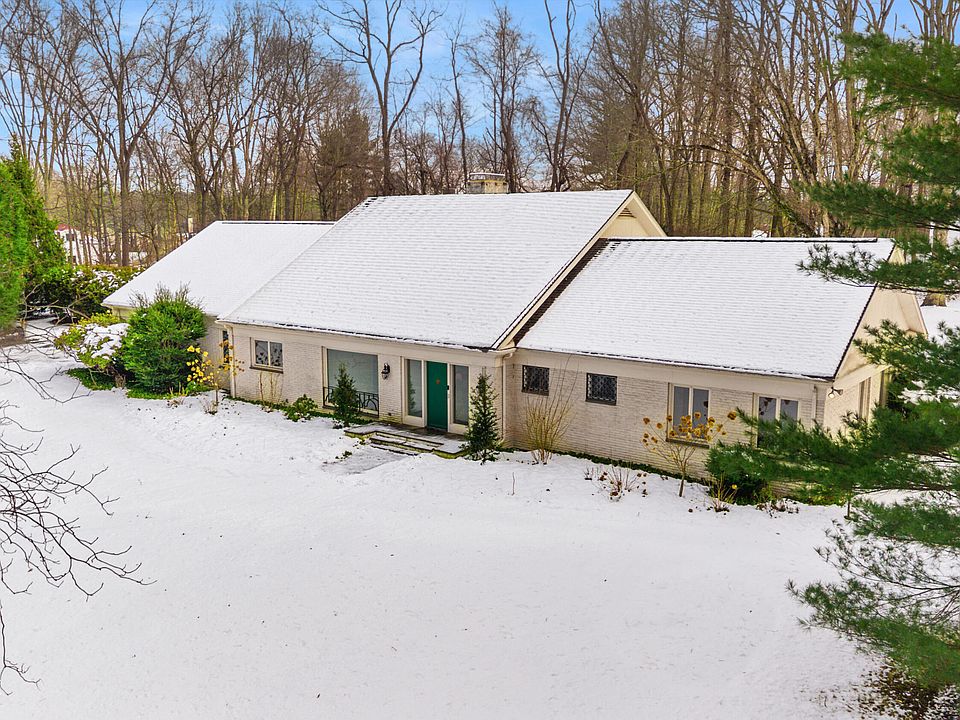 1st image of 31 Duncan Dr
