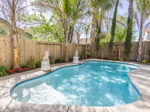 1872 Monterey Pines Dr, Roseville, CA 95747