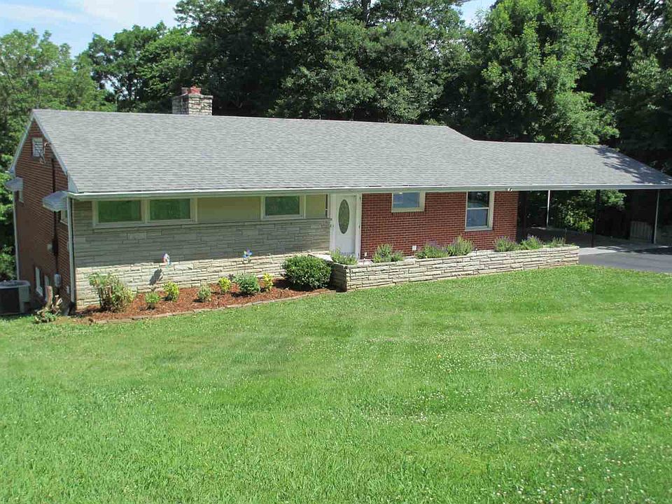 1st image of 3829 Skyland Dr
